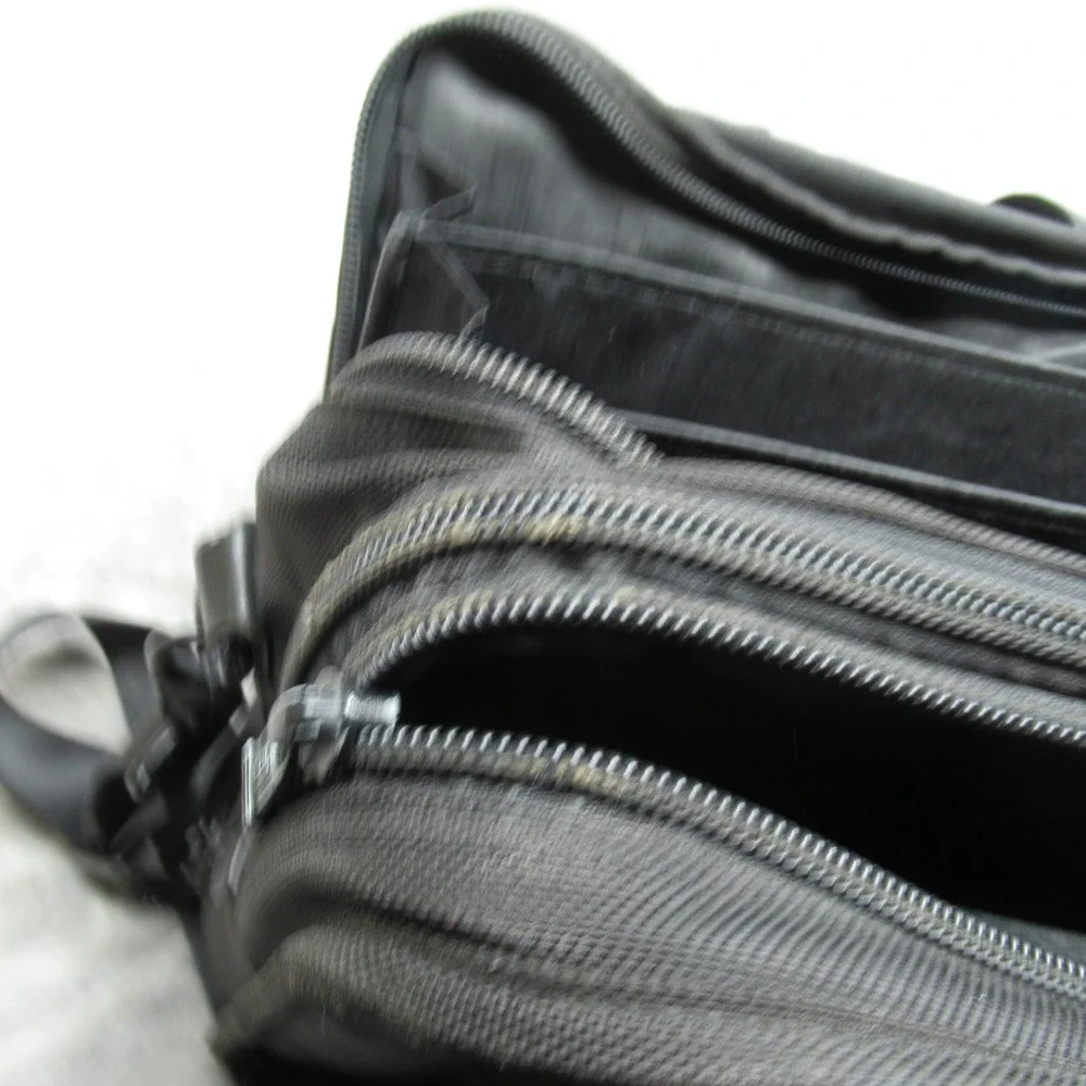 Tumi Alpha T Pass‎ Laptop Briefcase Messenger Travel Checkpoint Expandable READ